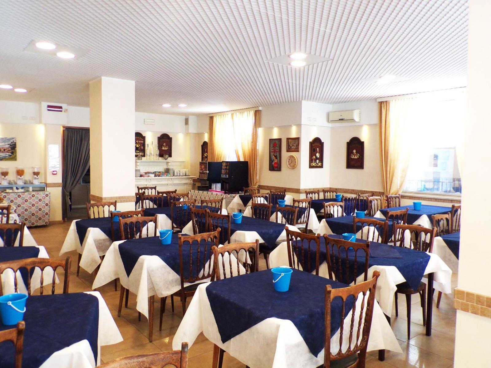 Hotel Graziella Mare Римини Екстериор снимка